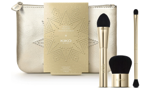 KIKO Milano Joyful Holiday – Unmissable Brushes Kit (Kit Di 3 Pennelli Per Polveri, Fondotinta E Duo Per Occhi)